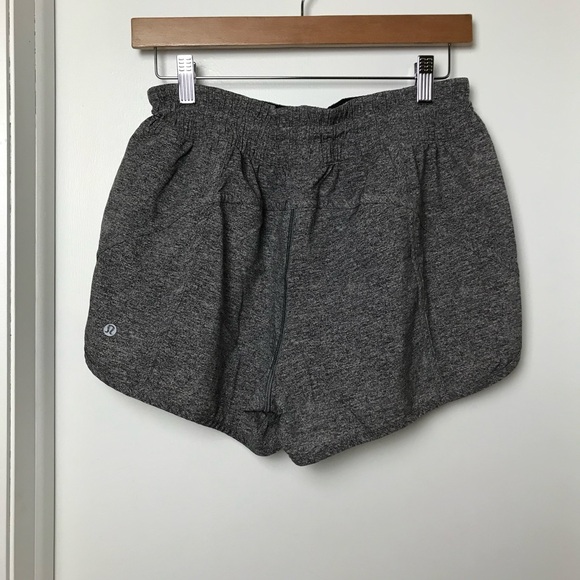 Lululemon Shorts Womens Size 12 Black Gray High-Rise Shorts With Pocket - Picture 2 of 11